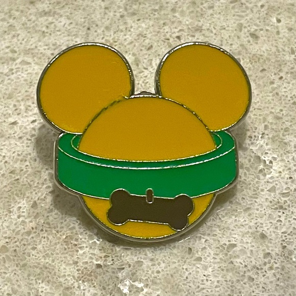 Disney Pluto Mickey Mouse Head Icon Pin - Picture 1 of 2